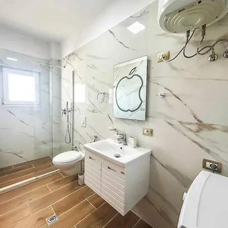 1 Bedroom 578