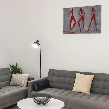 1 Bedroom 578 Apartament *