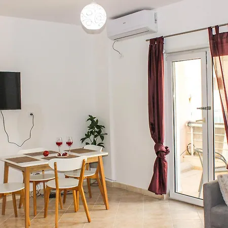 Appartement 1 Bedroom 578 *